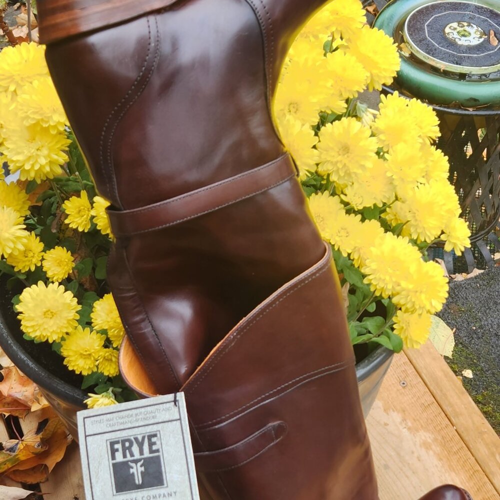 New Frye Dorado - B'ful shade of Brown Riding Boot Leather Tall  Sz 5/5.5 - Picture 3 of 10
